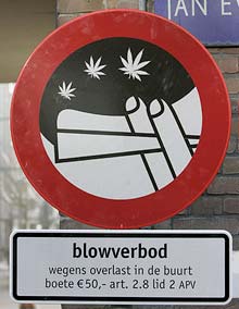 se_prohibe_fumar_en_amsterdam